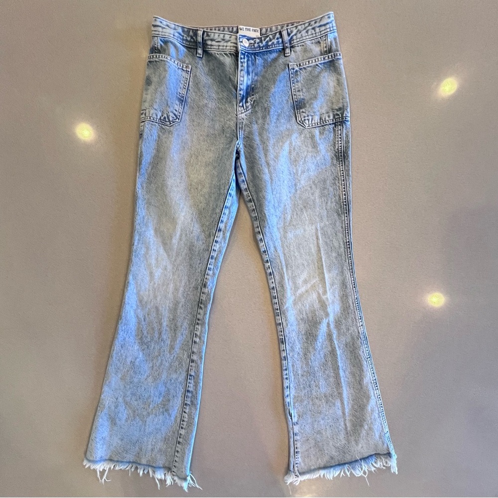 We The Free Izzy  Flare Jeans Distressed Hem Blue Women's Size 30